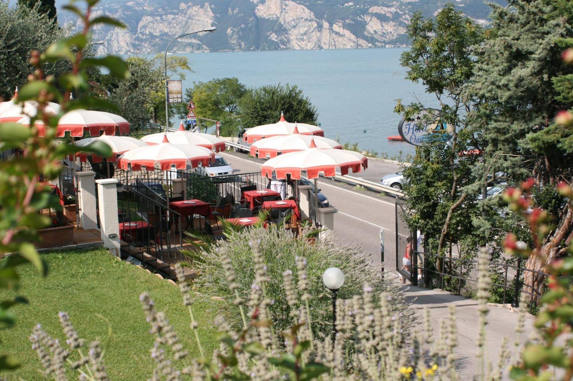 Hotel Oasi Beach Malcesine Eksteriør billede