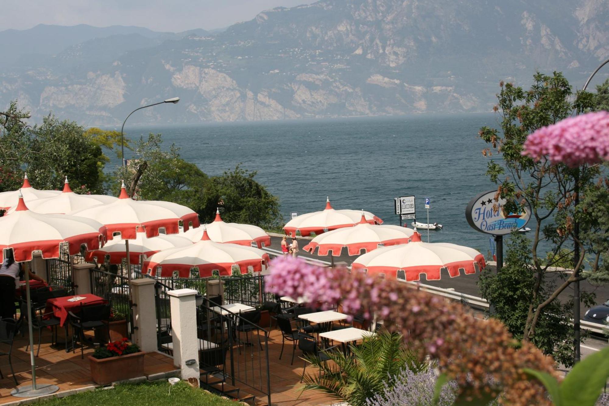 Hotel Oasi Beach Malcesine Eksteriør billede