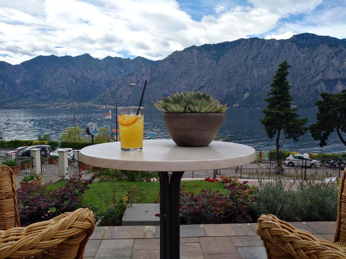 Hotel Oasi Beach Malcesine Eksteriør billede